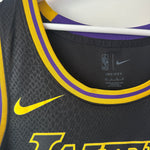 Carregar imagem no visualizador da galeria, Los Angeles Lakers Lebron James Nike jersey - Large
