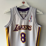 Afbeelding in Gallery-weergave laden, Los Angeles Lakers Kobe Bryant Champion jersey - Youth Medium
