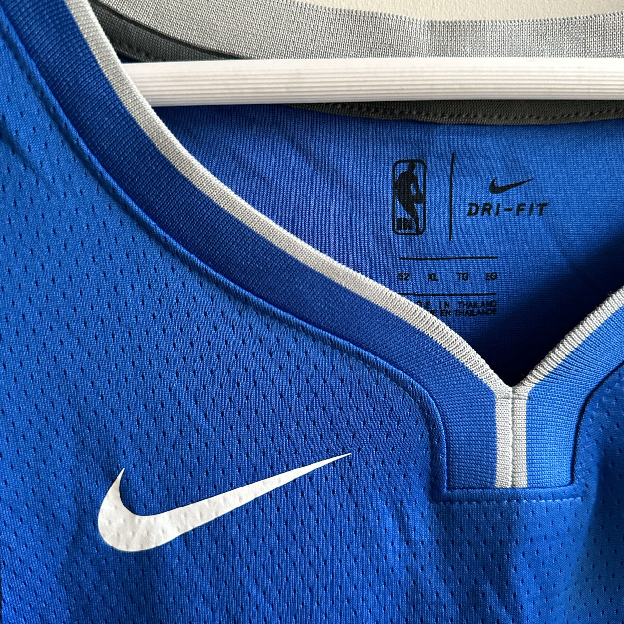 Dallas Mavericks Kyrie Irving Nike jersey - XL