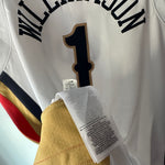 Lade das Bild in den Galerie-Viewer, New Orleans Pelicans Zion Williamson Nike jersey - XL
