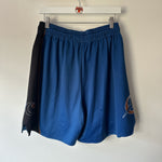 Ladda upp bild till gallerivisning, Washington Wizards Champion shorts - XL
