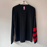 Load image into Gallery viewer, Chicago Bulls Adidas long sleeve warm up  - Medium
