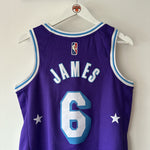 Load image into Gallery viewer, Los Angeles Lakers Lebron James Nike jersey - Medium
