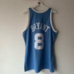Load image into Gallery viewer, Los Angeles Lakers Kobe Bryant Mitchell &amp; Ness jersey - Large
