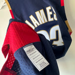 Load image into Gallery viewer, Cleveland Cavaliers Lebron James Mitchell &amp; Ness jersey - XL
