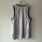 Load image into Gallery viewer, Minnesota Timberwolves Starter reversible jersey - Large
