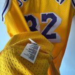 Charger l'image dans la galerie, Los Angeles Lakers Earvin Magic Johnson Adidas jersey - XL
