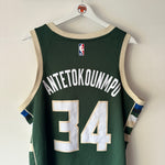 Load image into Gallery viewer, Milwaukee Bucks Giannis Antetokounmpo Nike jersey - Large
