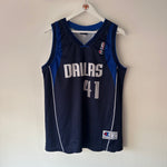 Charger l'image dans la galerie, Dallas Mavericks Dirk Nowitzki Champion jersey - Large
