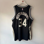 Carregar imagem no visualizador da galeria, Milwaukee Bucks Giannis Antetokounmpo Jordan jersey - XL
