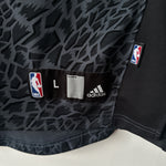 Load image into Gallery viewer, Miami Heat Lebron James Adidas jersey - Large
