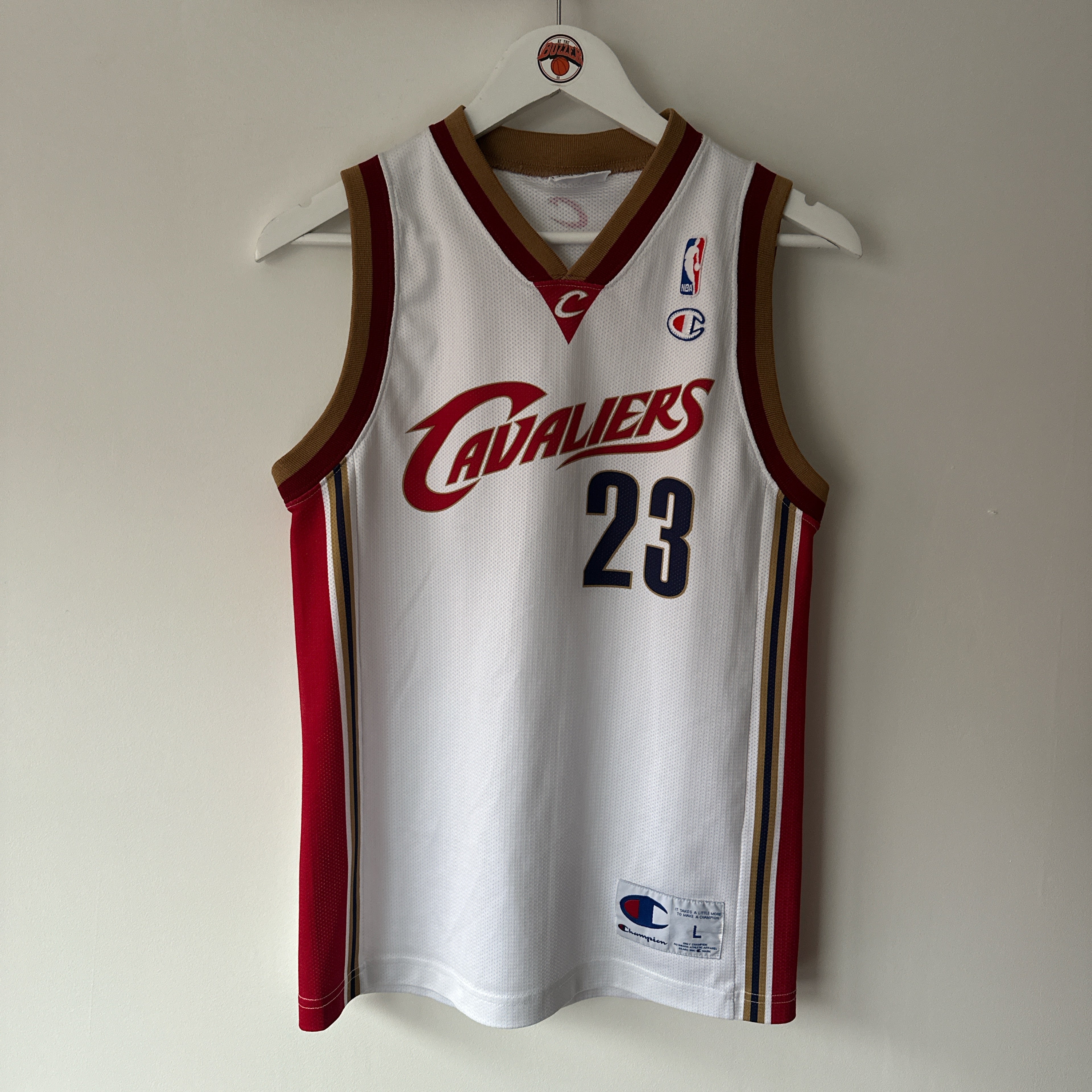 Cleveland Cavaliers LeBron James Champion jersey - Youth large
