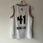 Ladda upp bild till gallerivisning, NBA All-Star Dirk Nowitzki Jordan jersey - Youth Medium
