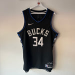 Lade das Bild in den Galerie-Viewer, Milwaukee Bucks Giannis Antetokounmpo Nike jersey - XL
