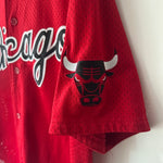 Load image into Gallery viewer, Chicago Bulls Mitchell &amp; Ness baseball jersey - XL
