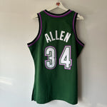 Charger l'image dans la galerie, Milwaukee Bucks Ray Allen Mitchell &amp; Ness jersey - Medium
