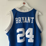 Load image into Gallery viewer, Los Angeles Lakers Kobe Bryant Champion jersey - Medium
