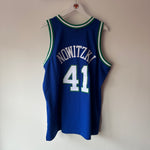 Load image into Gallery viewer, Dallas Mavericks Dirk Nowitzki Mitchell &amp; Ness jersey - XL
