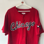Load image into Gallery viewer, Chicago Bulls Mitchell &amp; Ness baseball jersey - XL
