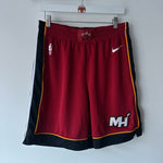 Charger l'image dans la galerie, Miami Heat Nike shorts - Large
