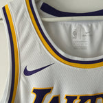 Load image into Gallery viewer, Los Angeles Lakers Lebron James Nike jersey - Large
