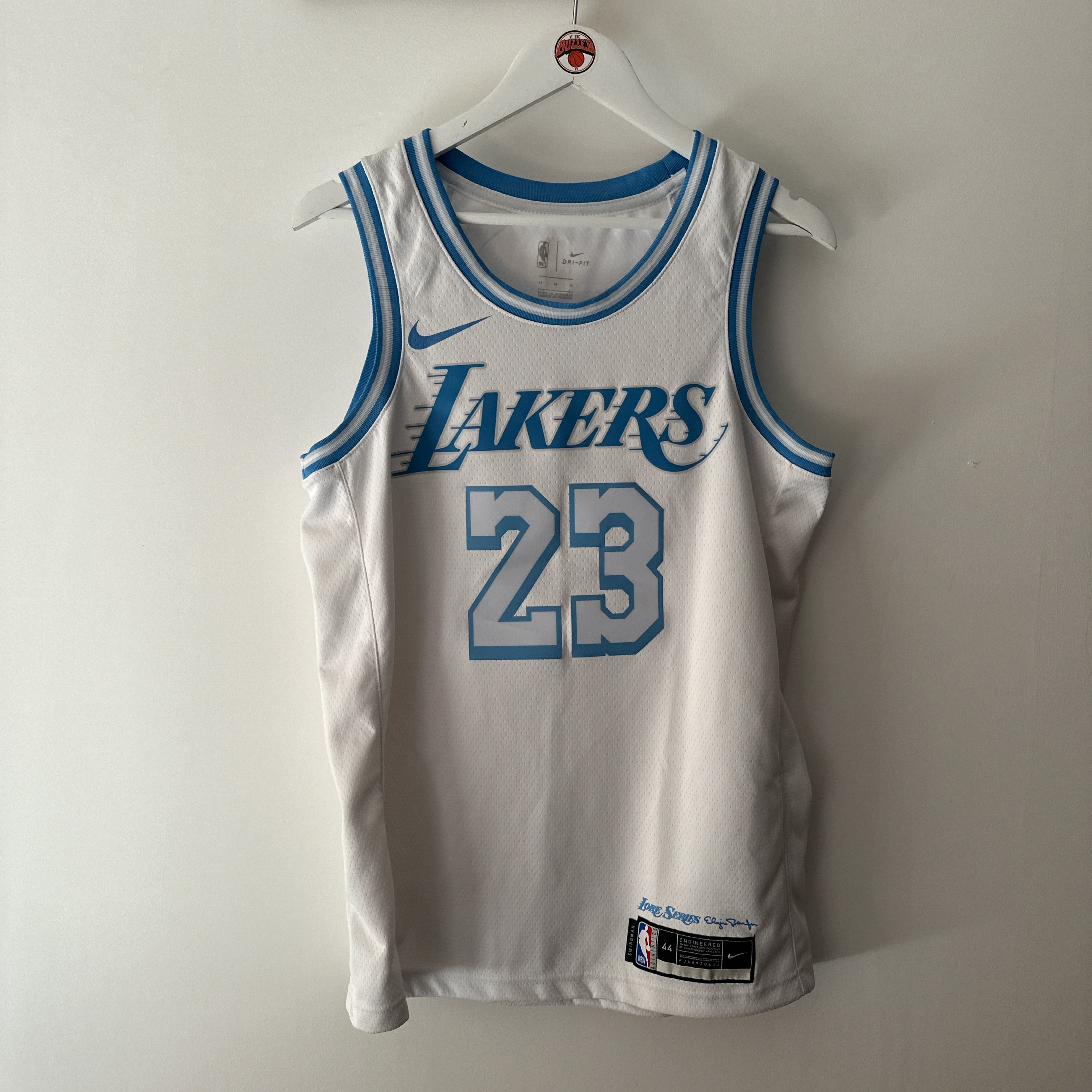 Los Angeles Lakers Lebron James Nike jersey - Medium