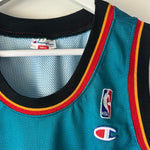 Load image into Gallery viewer, Detroit Pistons Grant Hill champion jersey - Small (Fits medium)
