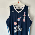 Görseli Galeri görüntüleyiciye yükleyin, Glasgow Rocks Adidas jersey - Large
