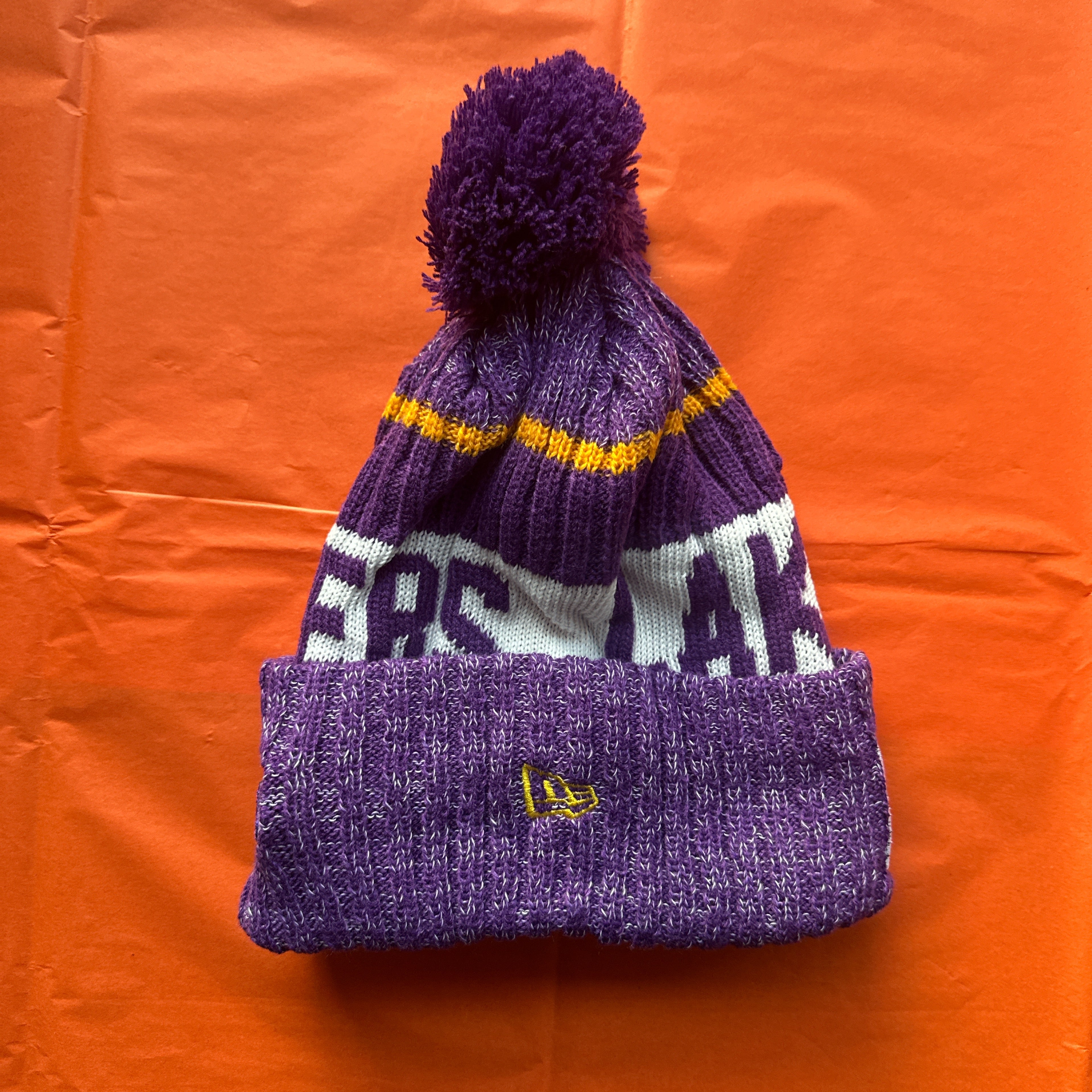 Los Angeles Lakers New Era beanie