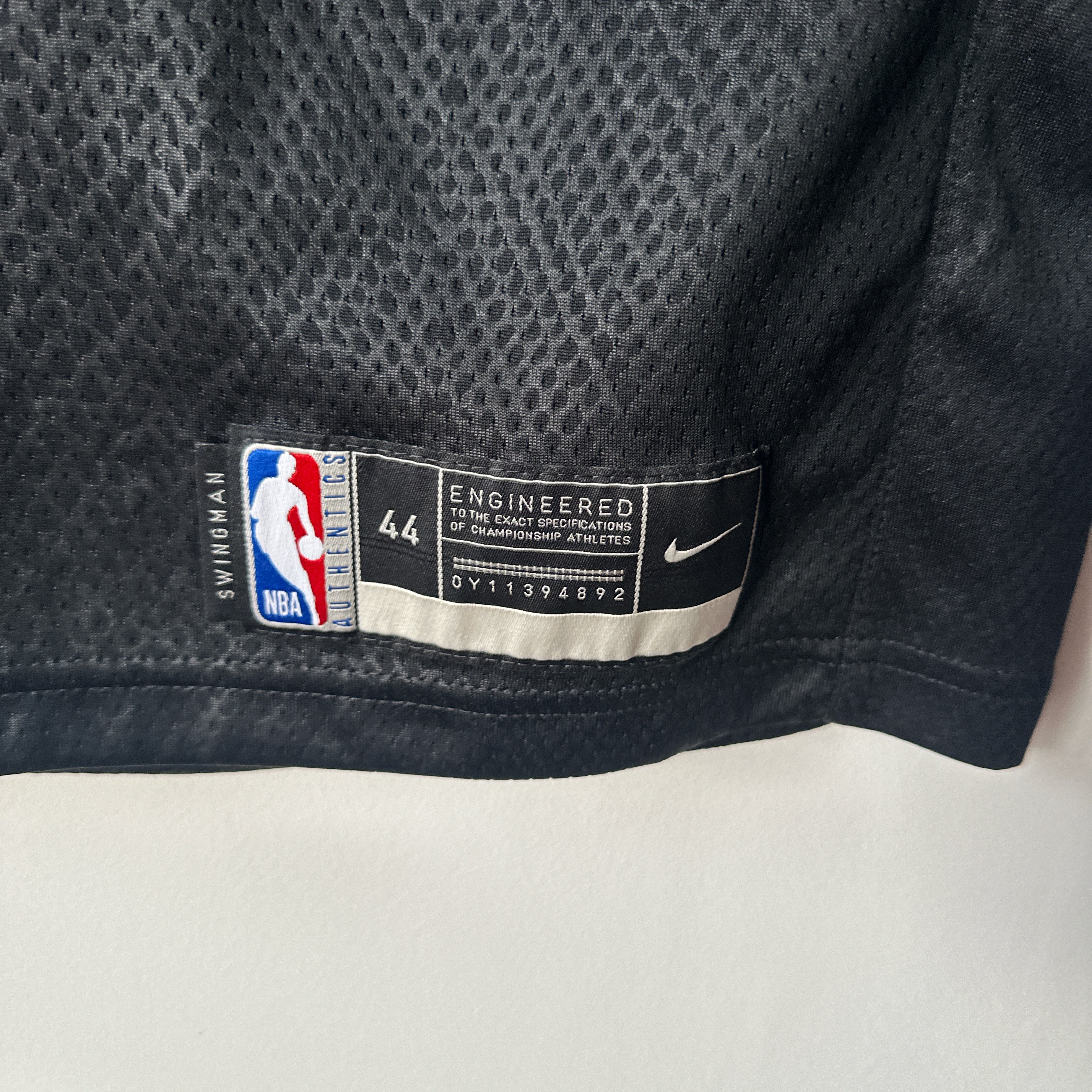 Los Angeles Lakers Lebron James Nike jersey - Medium