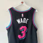 Load image into Gallery viewer, Miami Heat Dwayne Wade Nike jersey - Large
