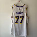 Afbeelding in Gallery-weergave laden, Los Angeles Lakers Luka Doncic Nike jersey - XXL

