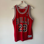 Load image into Gallery viewer, Chicago Bulls Michael Jordan Champion jersey - Small
