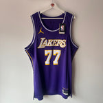 Load image into Gallery viewer, Los Angeles Lakers Luka Doncic Jordan jersey - XL
