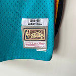 Load image into Gallery viewer, Detroit Pistons Grant Hill Mitchell &amp; Ness jersey - XL
