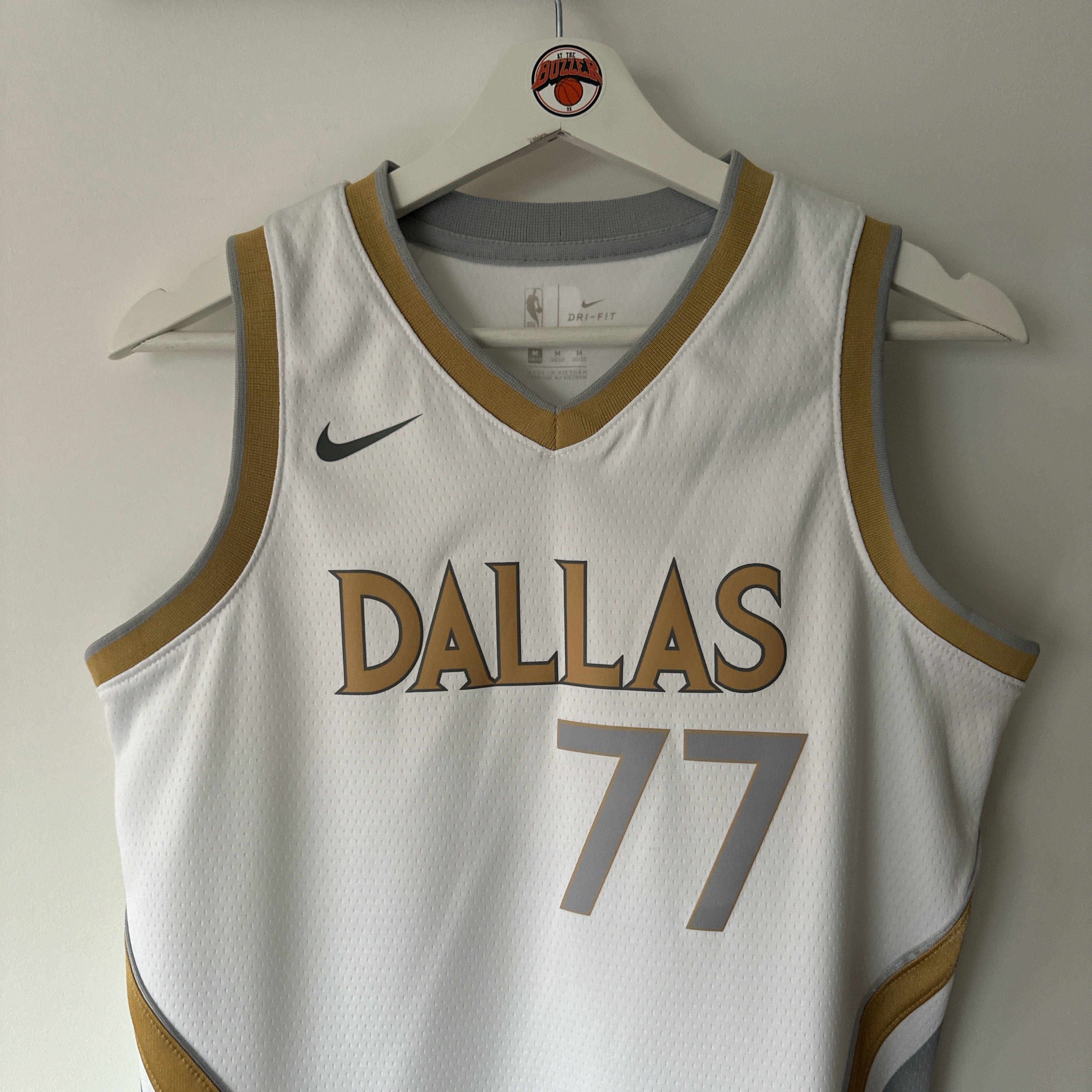 Dallas Mavericks Luka Doncic Nike jersey - Youth Medium