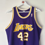 Load image into Gallery viewer, Los Angeles Lakers James Worthy Sand Knit jersey  - Large (Fits medium)
