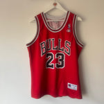 Φόρτωση εικόνας στο εργαλείο προβολής Συλλογής, Chicago Bulls Michael Jordan Champion jersey - Large
