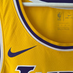 Load image into Gallery viewer, Los Angeles Lakers Lebron James Nike jersey - Large
