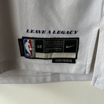 Load image into Gallery viewer, Los Angeles Lakers Lebron James Nike jersey - Large
