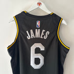 Load image into Gallery viewer, Los Angeles Lakers Lebron James Nike jersey - Medium
