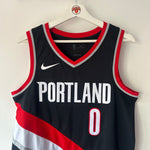 Charger l'image dans la galerie, Portland Trailblazers Damien Lillard Nike jersey - Medium
