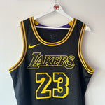 Carregar imagem no visualizador da galeria, Los Angeles Lakers Lebron James Nike jersey - Large
