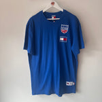 Cargar imagen en el visor de la galería, Sacramento Kings Tommy Hilfiger T - shirt - Medium
