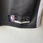 Cargar imagen en el visor de la galería, Golden State Warriors Steph Curry Nike jersey - XL
