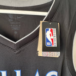 Load image into Gallery viewer, Dallas Mavericks Kyrie Irving Nike jersey - XL
