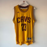 Afbeelding in Gallery-weergave laden, Cleveland Cavaliers LeBron James Adidas jersey - Medium
