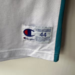 Load image into Gallery viewer, Detroit Pistons Grant Hill Champion jersey - Medium (Fits Large)
