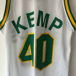 Load image into Gallery viewer, Seattle SuperSonics Shawn Kemp Champion jersey - Small
