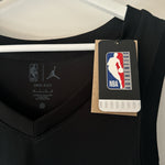 Görseli Galeri görüntüleyiciye yükleyin, Brooklyn Nets Kyrie Irving Jordan jersey - Large
